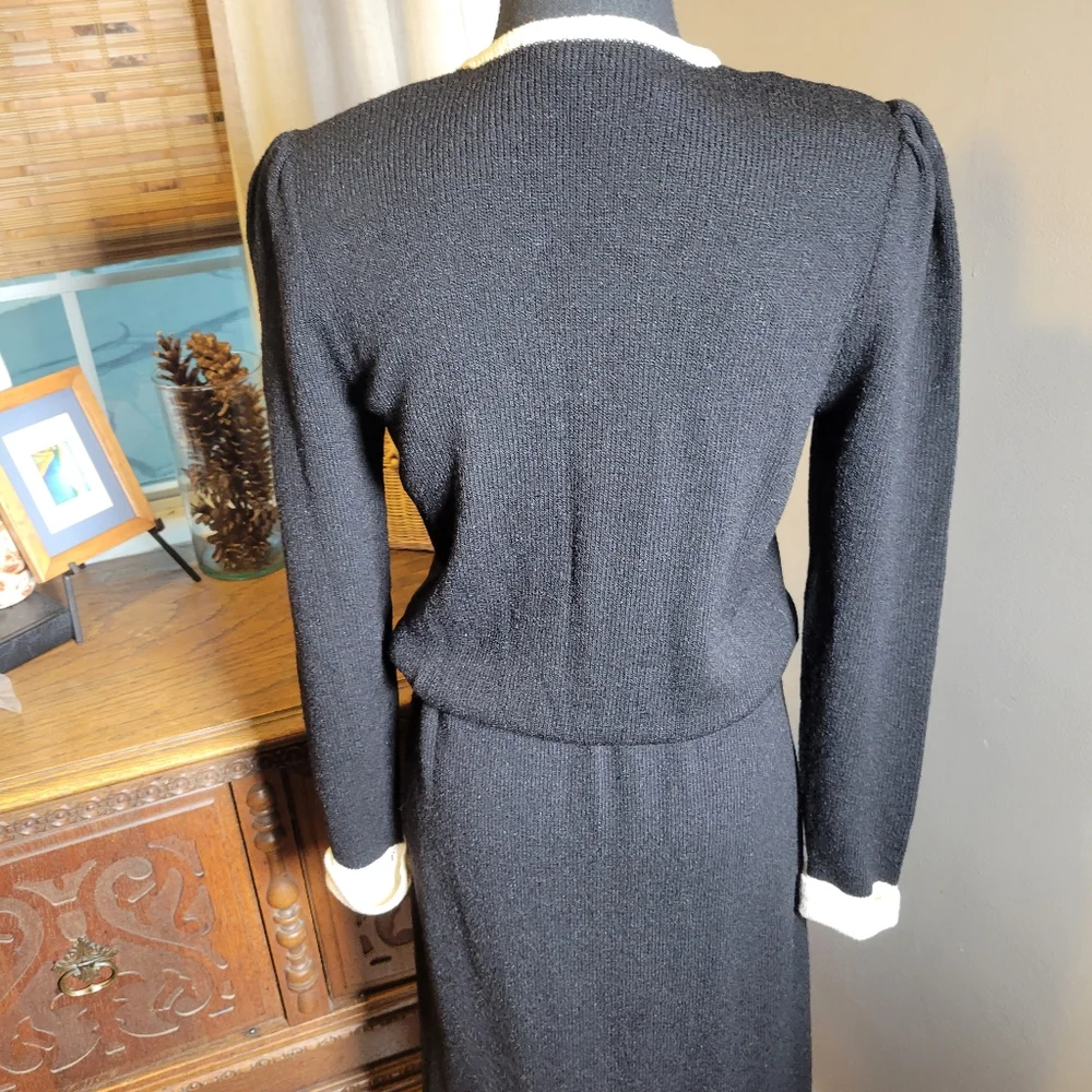 VINTAGE 80'S HAND LOOMED KNIT BOW DRESS BY HARLAN - Picture 4 of 11